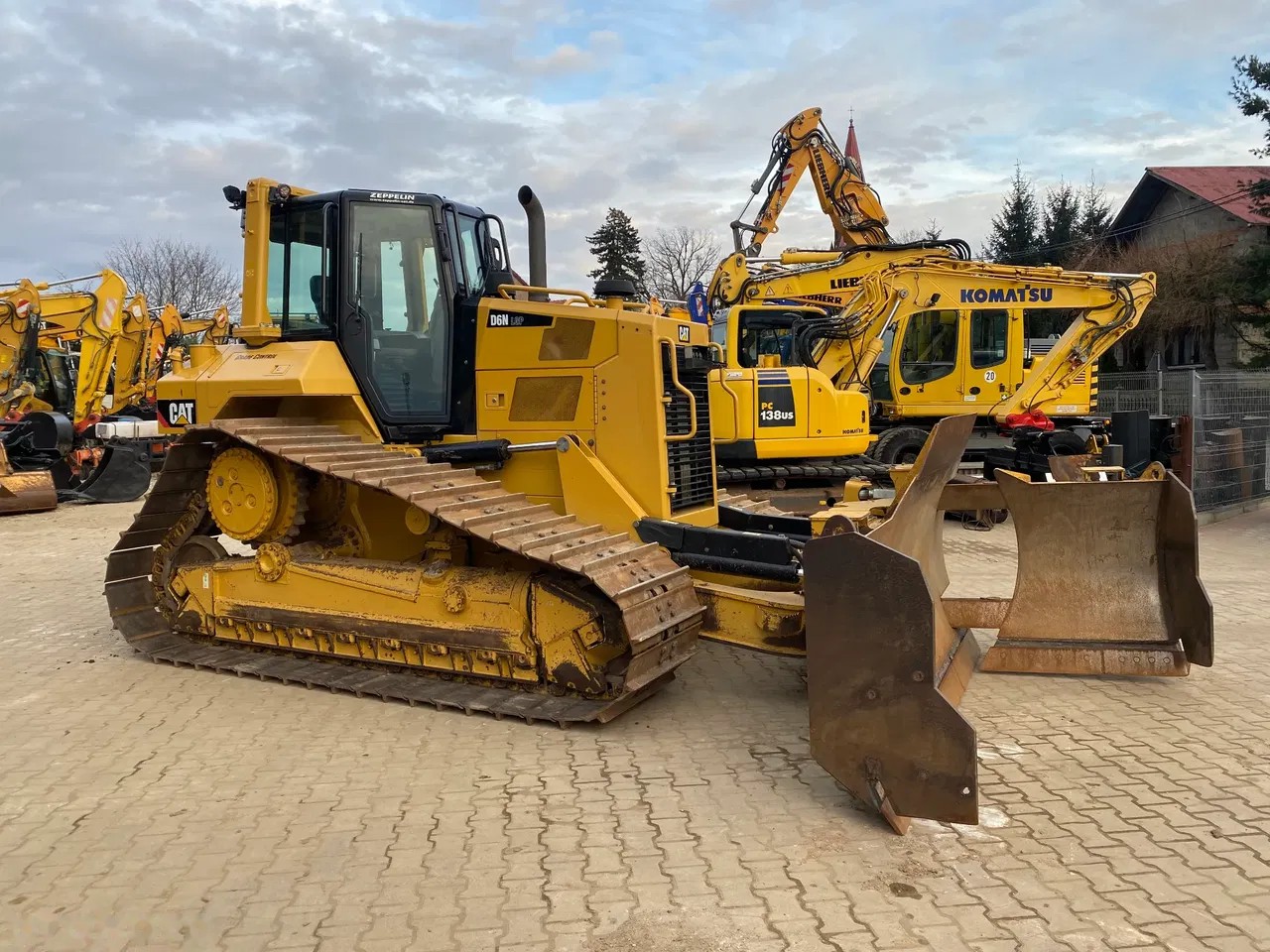 2016 Caterpillar D6N, 7.800 mth, Import Auf Lager in der EU — Foto 12 z 24