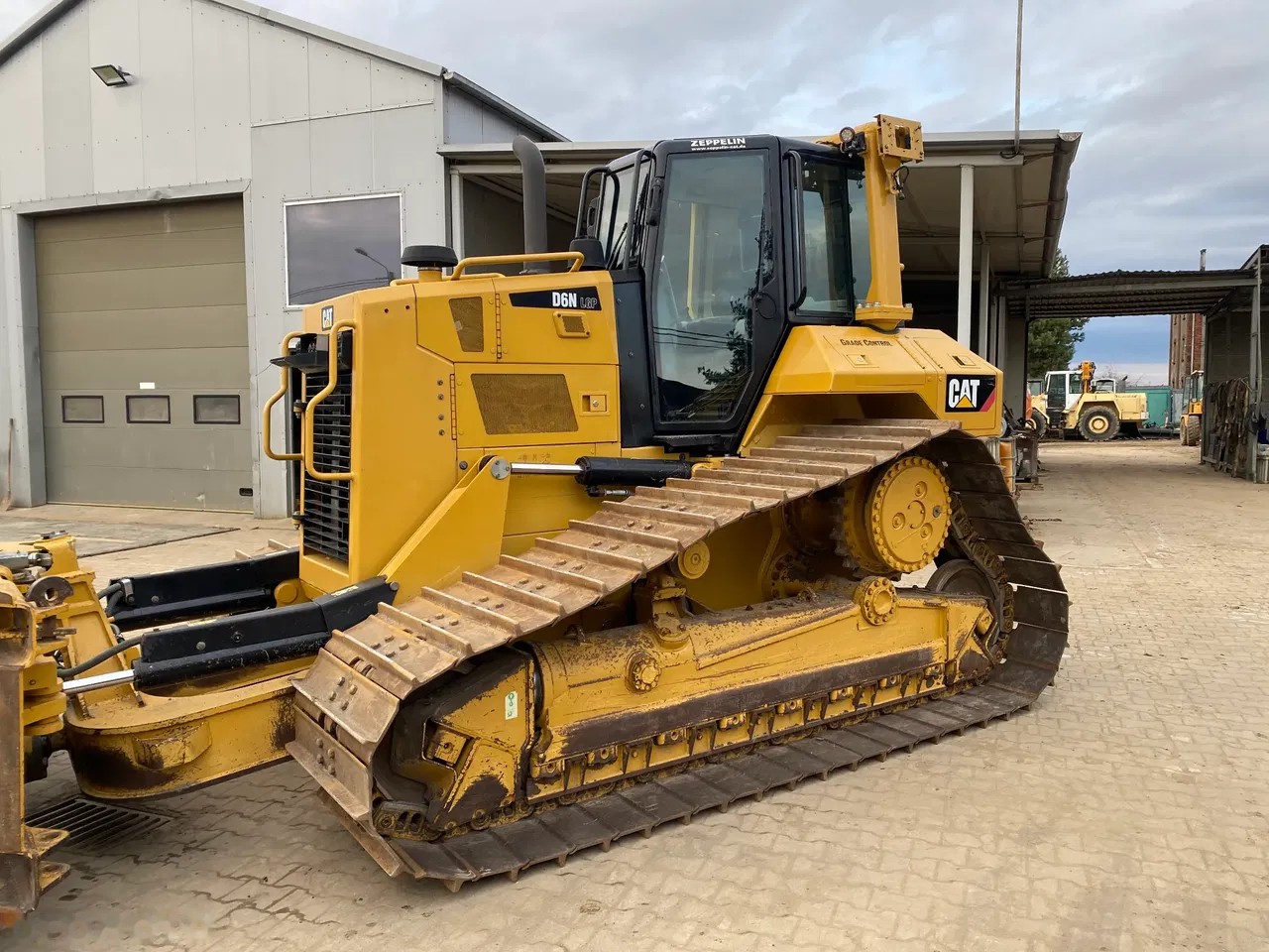 2016 Caterpillar D6N, 7.800 mth, Import Auf Lager in der EU — Foto 14 z 24