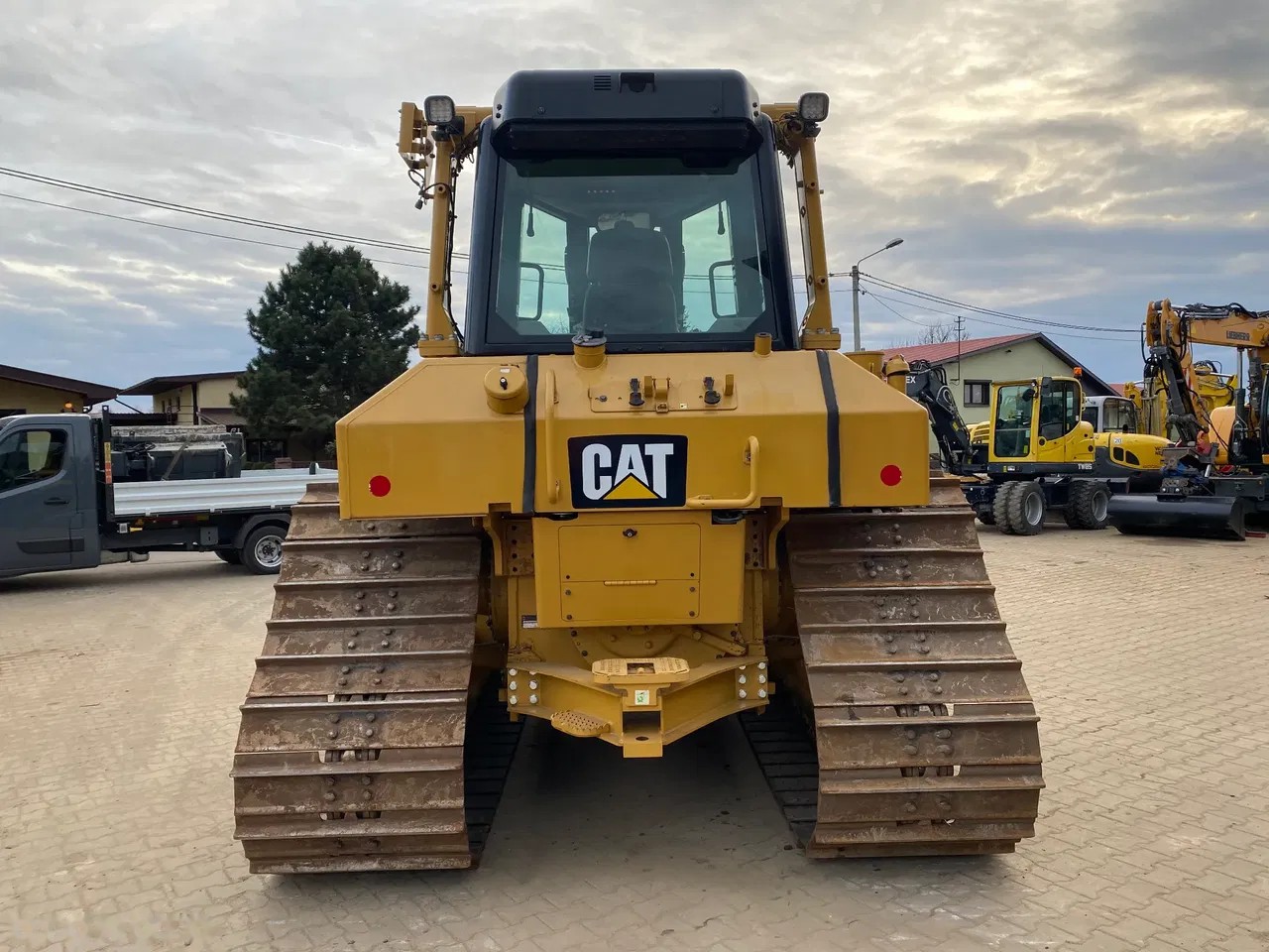 2016 Caterpillar D6N, 7.800 mth, Import Auf Lager in der EU — Foto 9 z 24