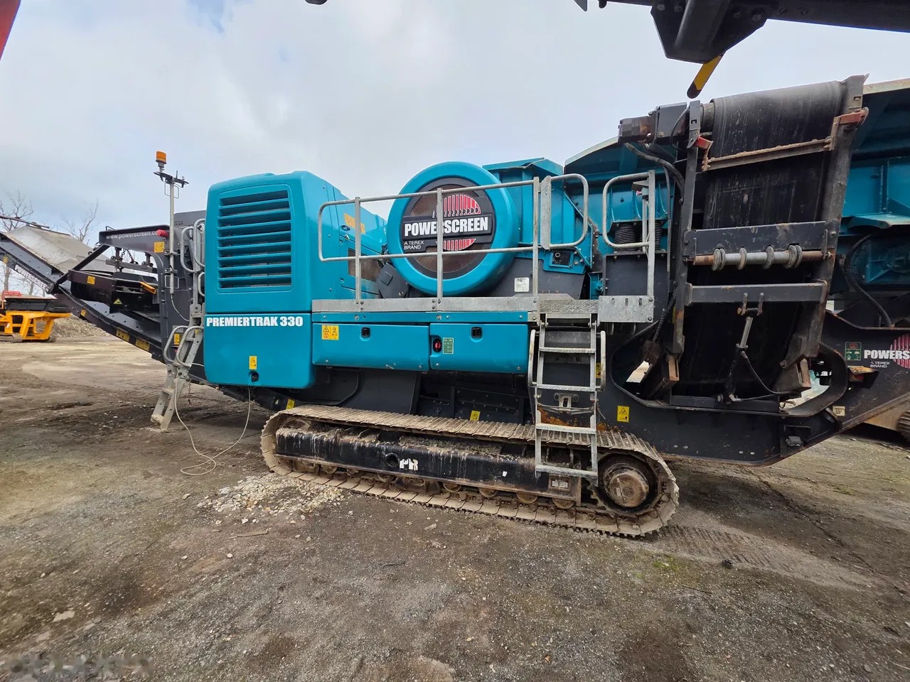 2022 Powerscreen Premiertrak 330, 1.944 mth, Import Auf Lager in der EU — Foto 1