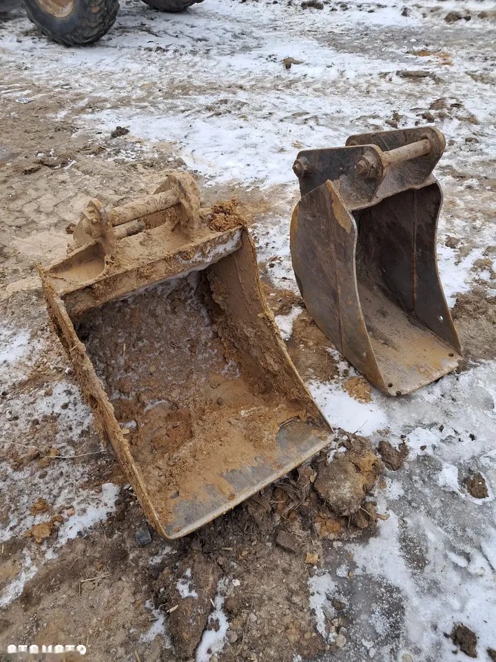 2019 Case 580, 3.243 mth, Import Auf Lager in der EU — Foto 13 z 16