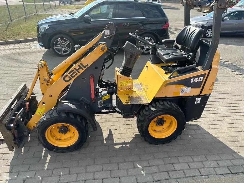 2010 Gehl 140, Import Auf Lager in der EU — Foto 6 z 17