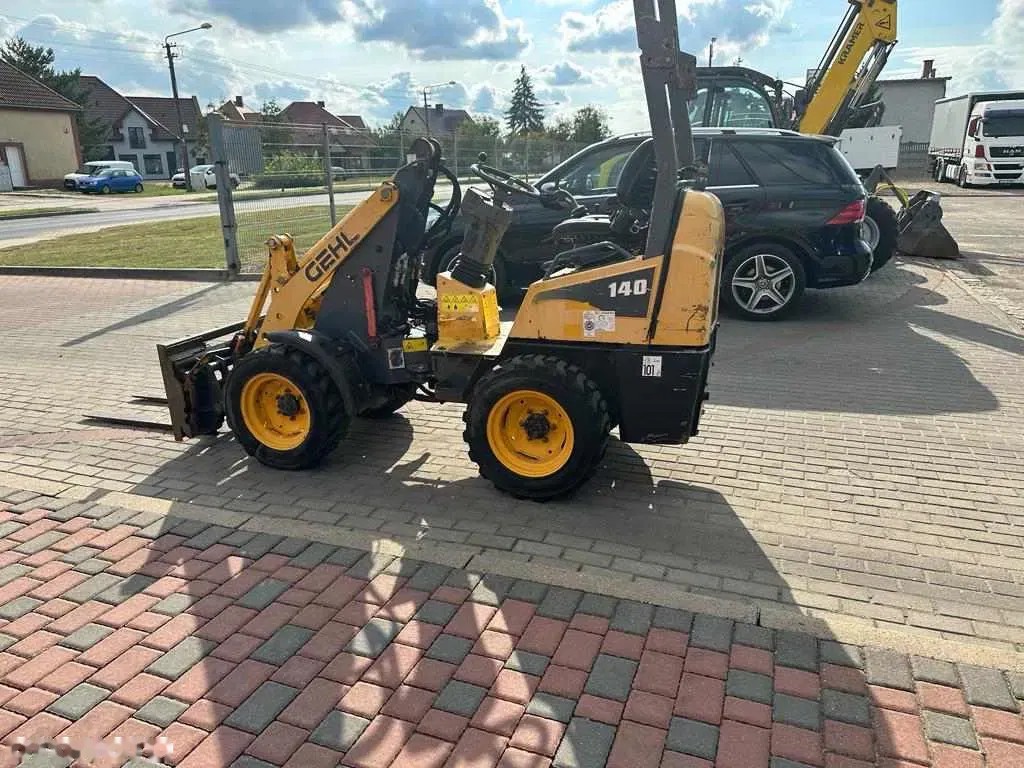 2010 Gehl 140, Import Auf Lager in der EU — Foto 7 z 17