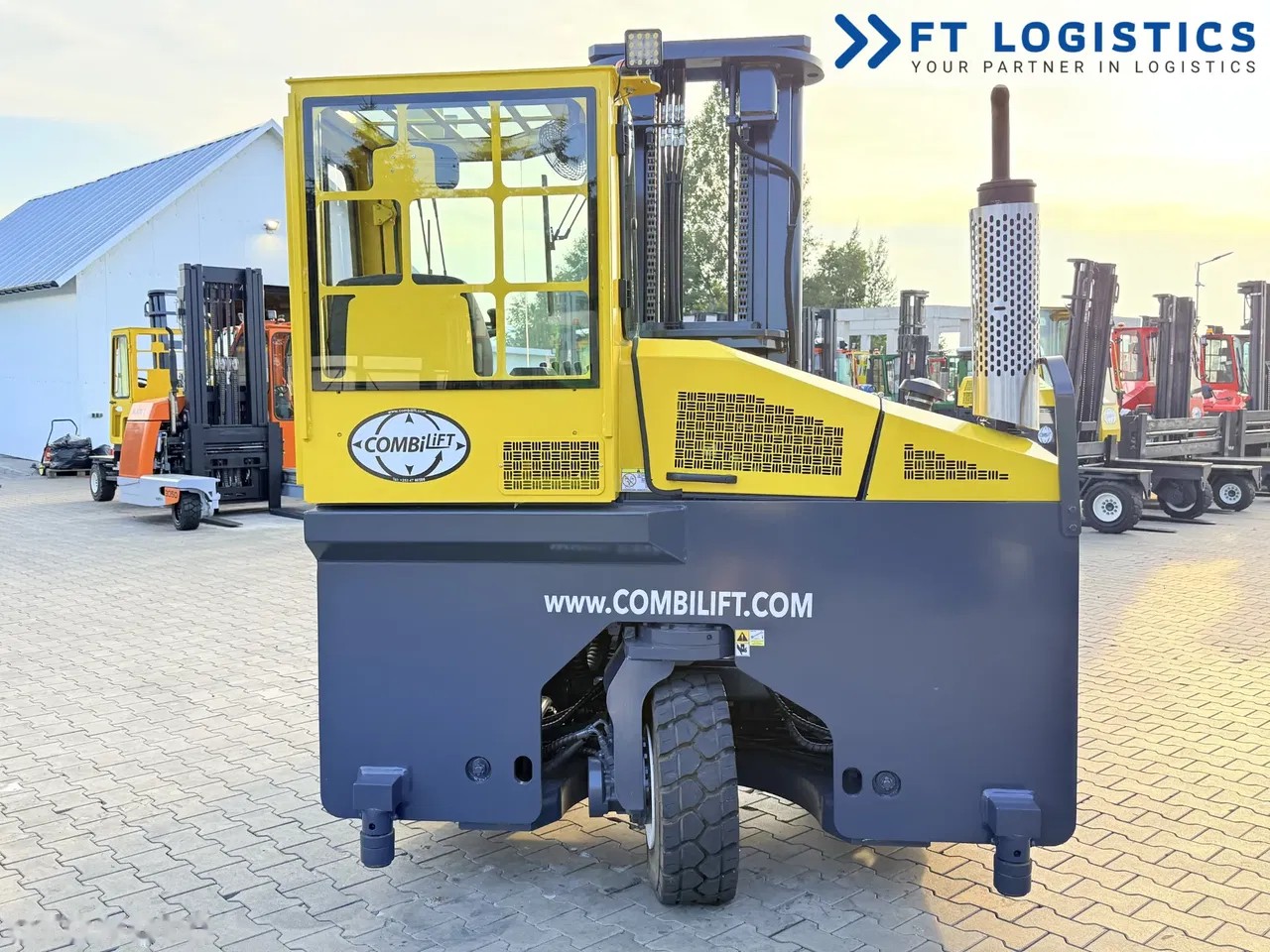 2015 Combilift WÓZEK, 4.349 mth, Import Auf Lager in der EU — Foto 7 z 24