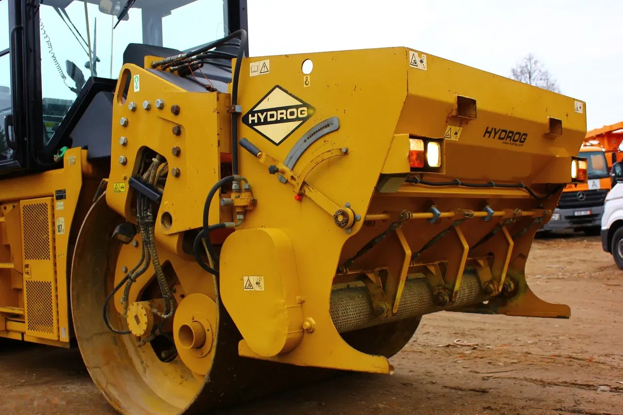 2017 Caterpillar CD10, 5.890 mth, Import Auf Lager in der EU — Foto 13 z 24