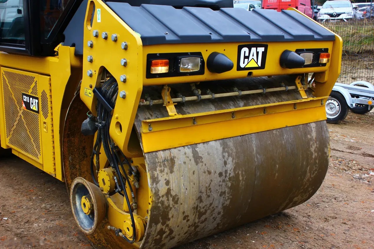 2017 Caterpillar CD10, 5.890 mth, Import Auf Lager in der EU — Foto 5 z 24