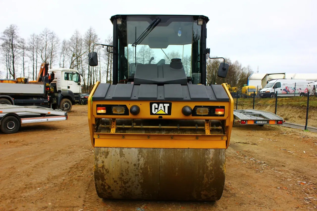 2017 Caterpillar CD10, 5.890 mth, Import Auf Lager in der EU — Foto 6 z 24