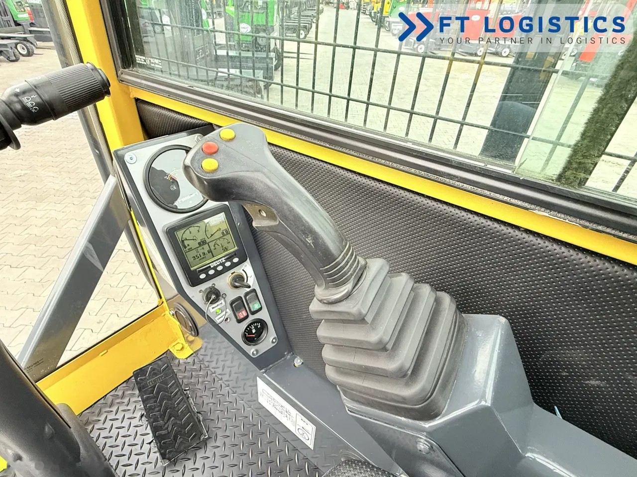 2017 Combilift WÓZEK, 3.470 mth, Import Auf Lager in der EU — Foto 16 z 24