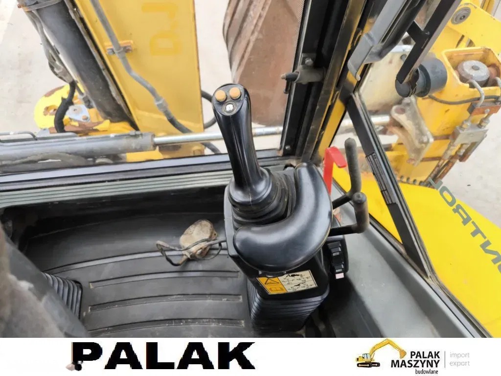 2014 New Holland RÝPADLO-NAKLADAČ, 5.340 mth, Import Auf Lager in der EU — Foto 13 z 21