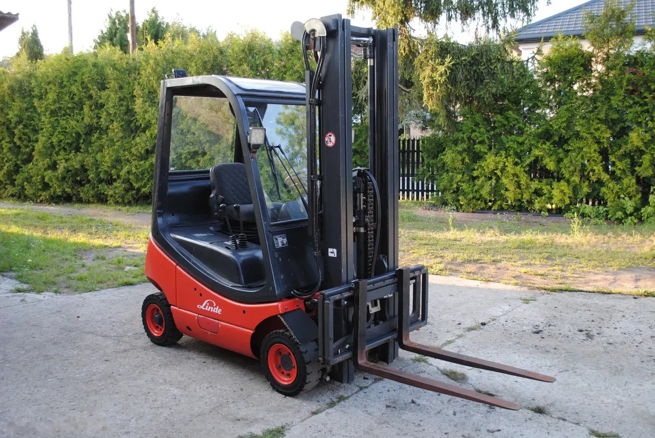2001 Linde H16T, 4.700 mth, Import Auf Lager in der EU — Foto 1