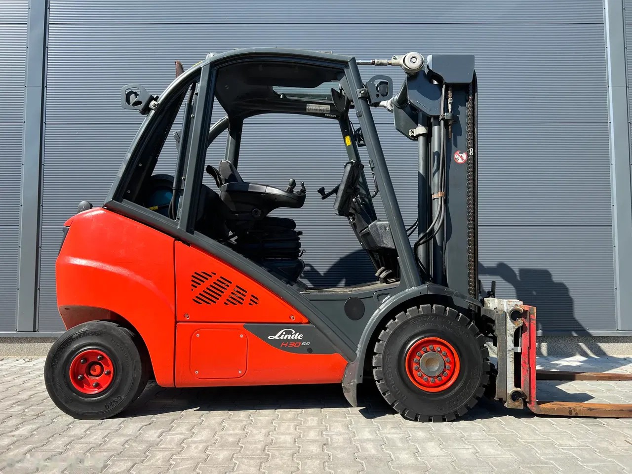 2016 Linde H30T-02, 9.587 mth, Import Auf Lager in der EU — Foto 2 z 11