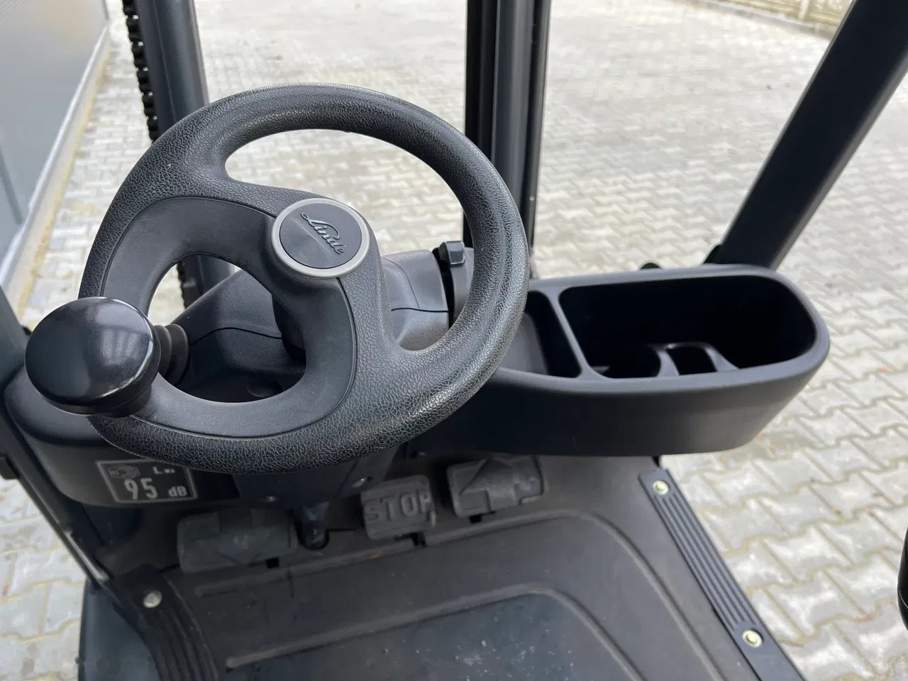 2015 Linde H16T-01, 3.004 mth, Import Auf Lager in der EU — Foto 7 z 11