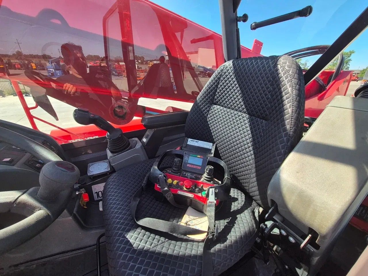 2017 Manitou MRT 1840 R441, 2.794 mth, Import Auf Lager in der EU — Foto 11 z 18