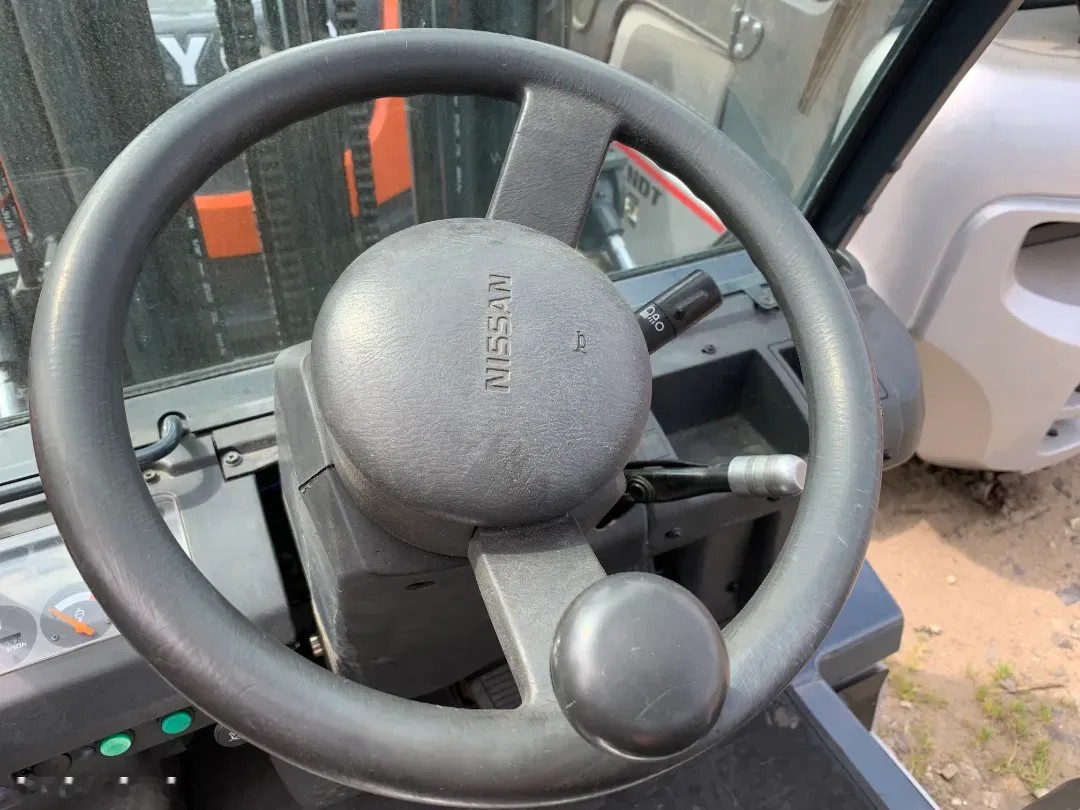 2000 Nissan UD02A20PQ, 14.855 mth, Import Auf Lager in der EU — Foto 7 z 10