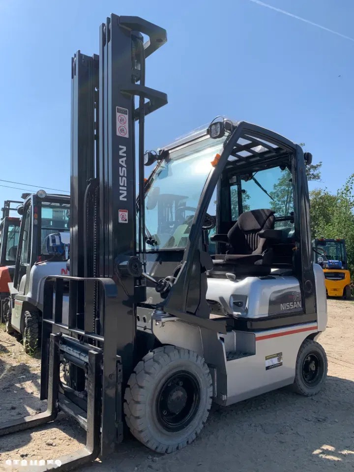 2007 Nissan PD01A18PQ, 12.125 mth, Import Auf Lager in der EU — Foto 3 z 9