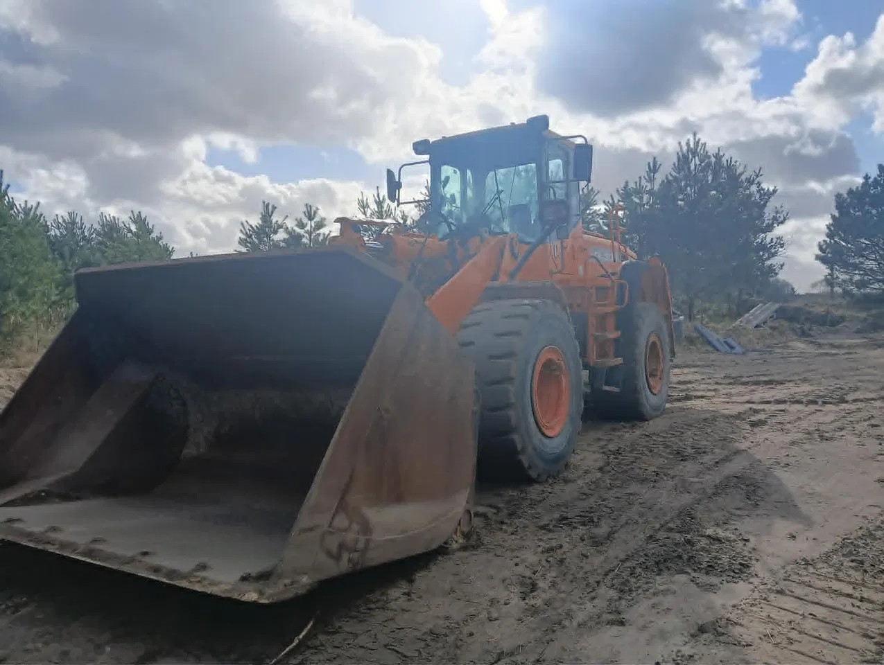 2011 Doosan DL300, Import Auf Lager in der EU — Foto 2 z 4