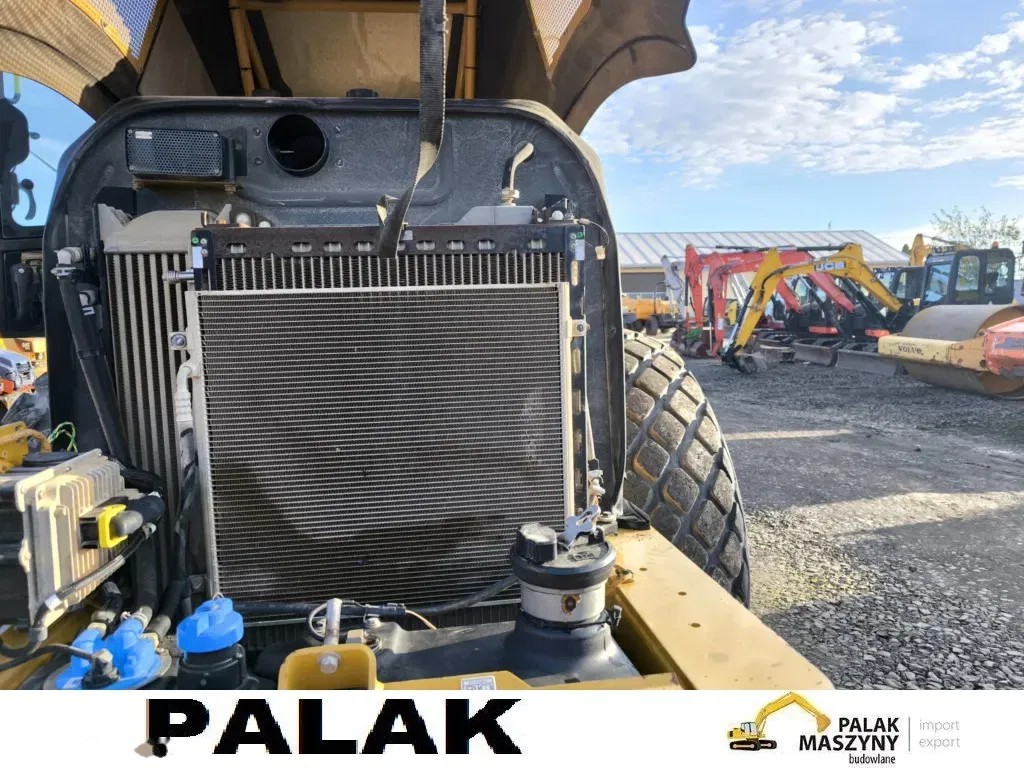 2018 Caterpillar VÁLEC, 5.001 mth, Import Auf Lager in der EU — Foto 16 z 18