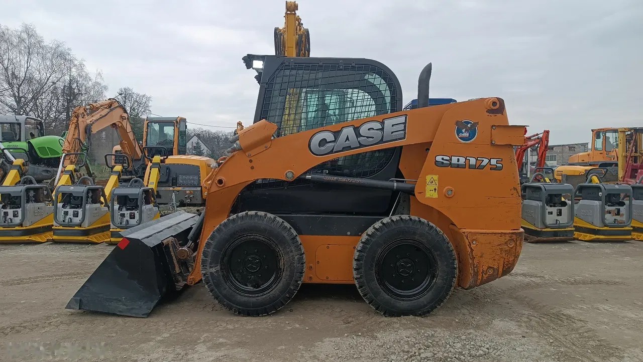 2014 Case SR 175, 3.000 mth, Import Auf Lager in der EU — Foto 8 z 13