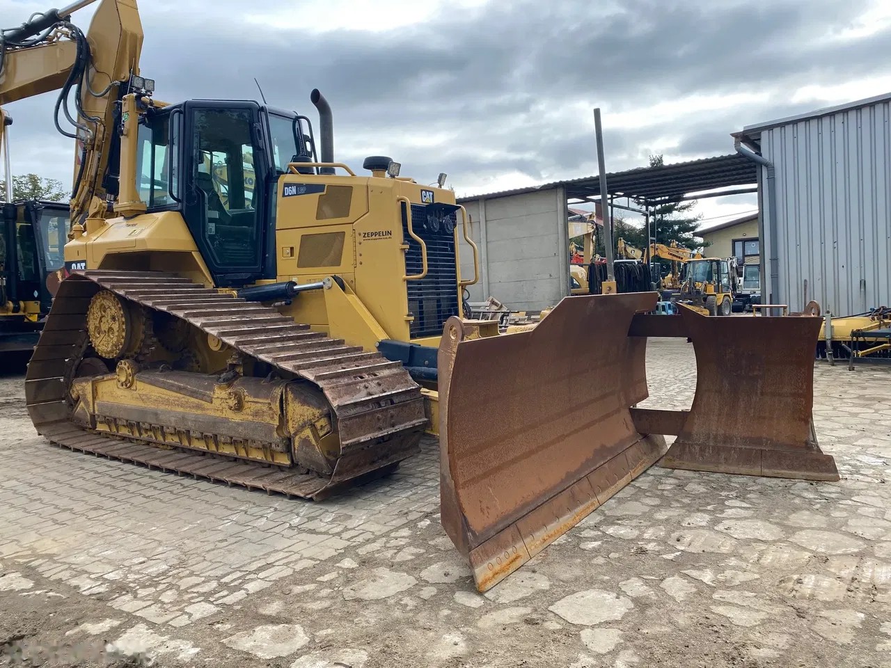 2017 Caterpillar D6N, 8.000 mth, Import Auf Lager in der EU — Foto 1