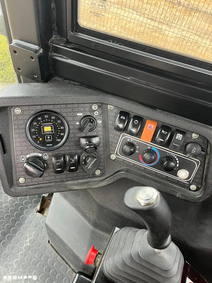 2017 JCB VIBROMAX, 2.849 mth, Import Auf Lager in der EU — Foto 6 z 24