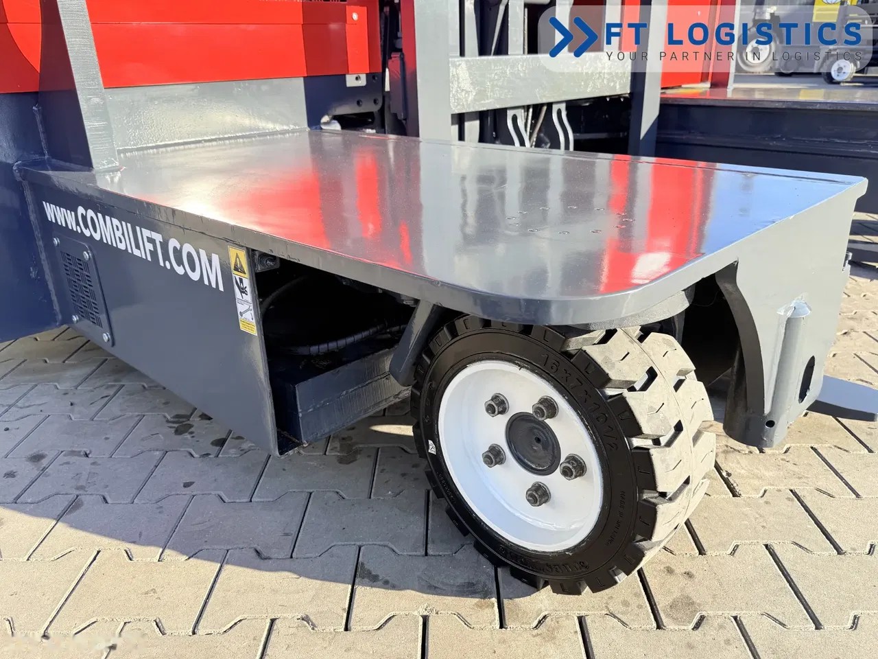 2018 Combilift WÓZEK, 6.099 mth, Import Auf Lager in der EU — Foto 12 z 24