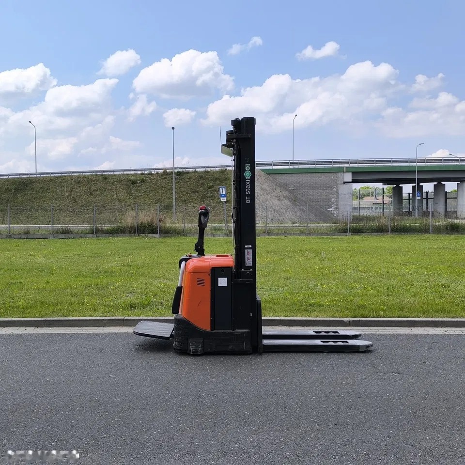 2015 BT SPE 160, 3.999 mth, Import Auf Lager in der EU — Foto 1