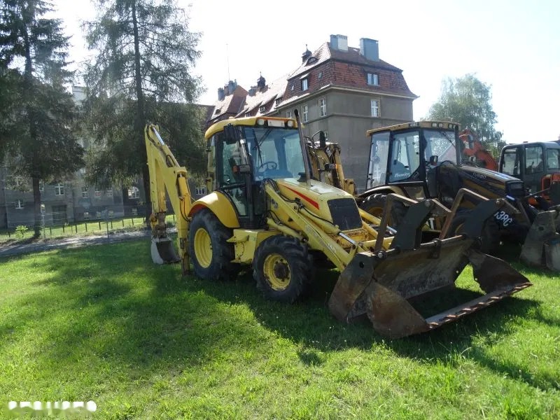 2009 Ausa MH75, 5.600 mth, Import Auf Lager in der EU — Foto 7 z 24