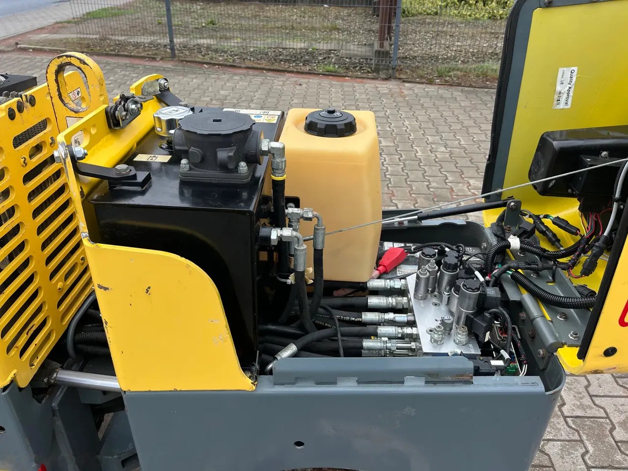 2016 Wacker Neuson RT SC3, 357 mth, Import Auf Lager in der EU — Foto 12 z 19