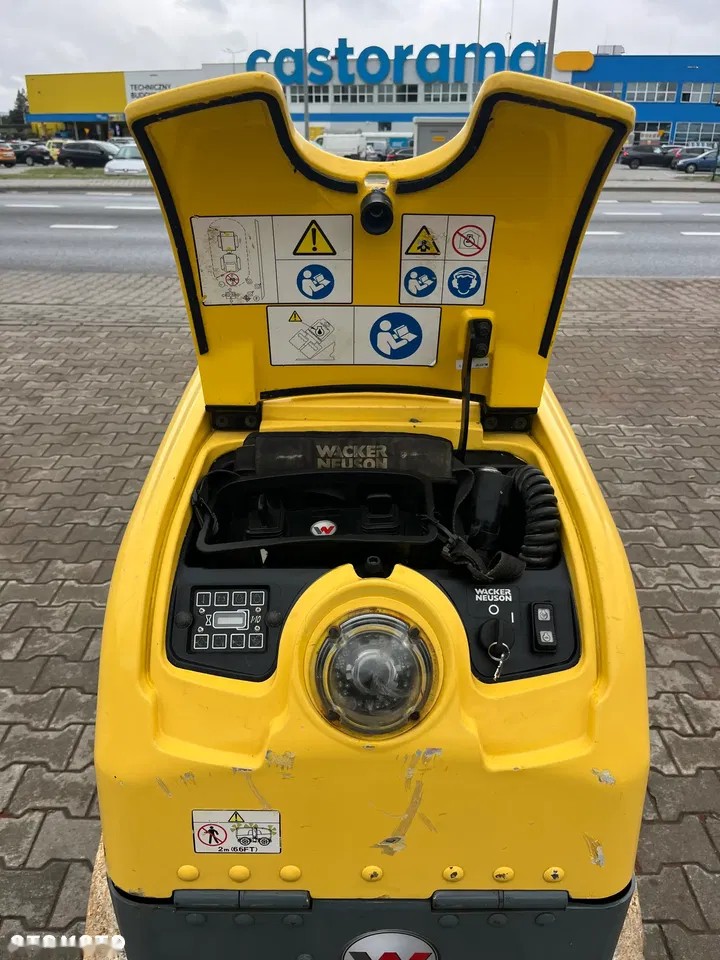 2016 Wacker Neuson RT SC3, 357 mth, Import Auf Lager in der EU — Foto 15 z 19