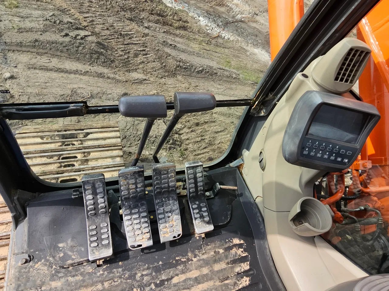 2008 Hitachi zx 180, 11.000 mth, Import Auf Lager in der EU — Foto 2 z 12