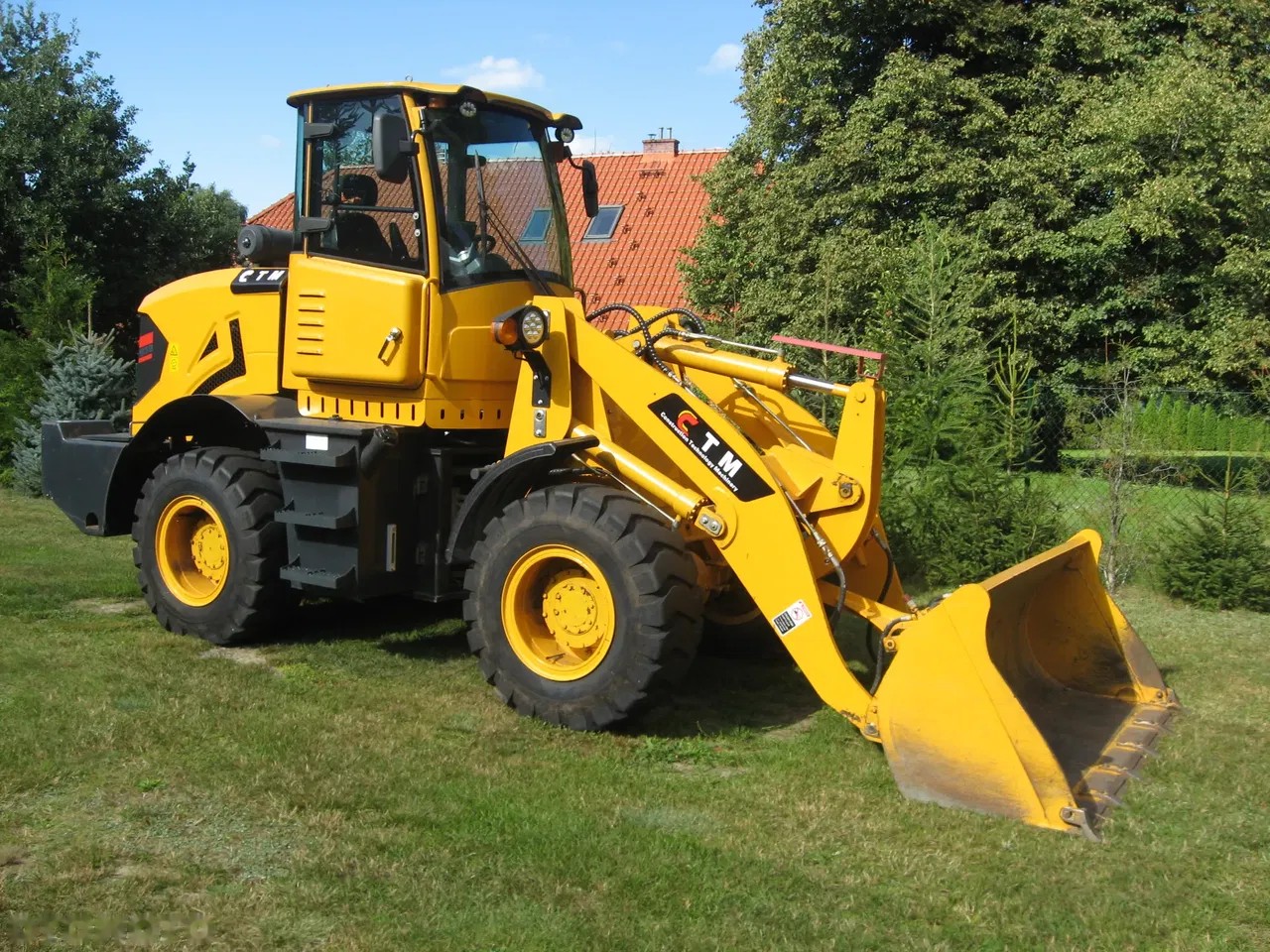 2020 Ctm 930, 321 mth, Import Auf Lager in der EU — Foto 1