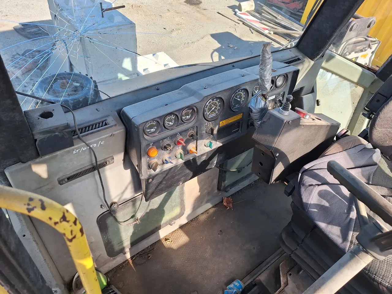 2004 Dynapac CC 232 HF, Import Auf Lager in der EU — Foto 8 z 10
