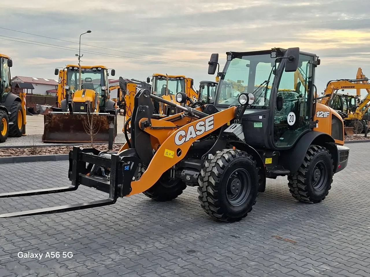 2024 Case 121F, 5 mth, Import Auf Lager in der EU — Foto 4 z 14