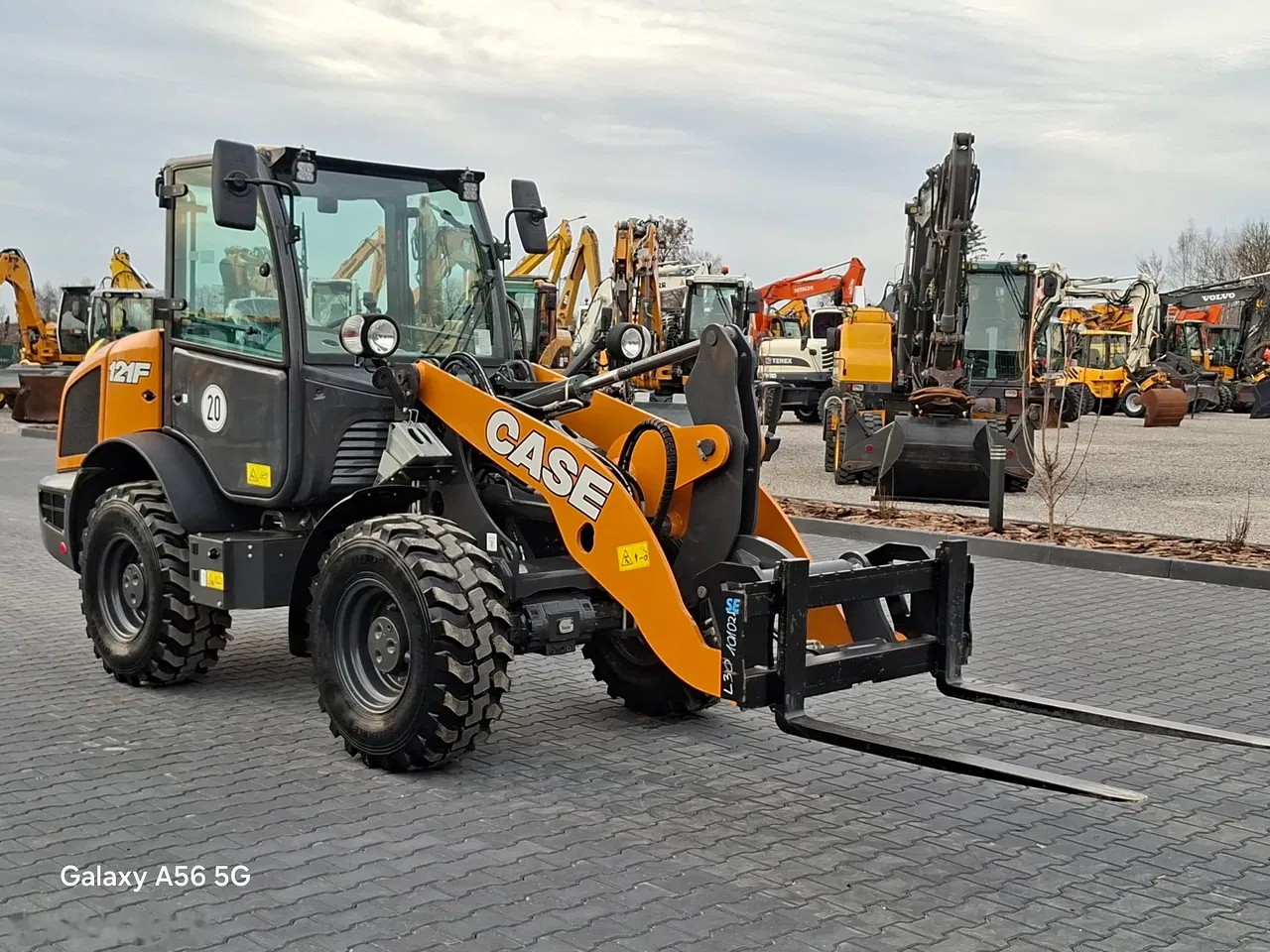 2024 Case 121F, 5 mth, Import Auf Lager in der EU — Foto 8 z 14