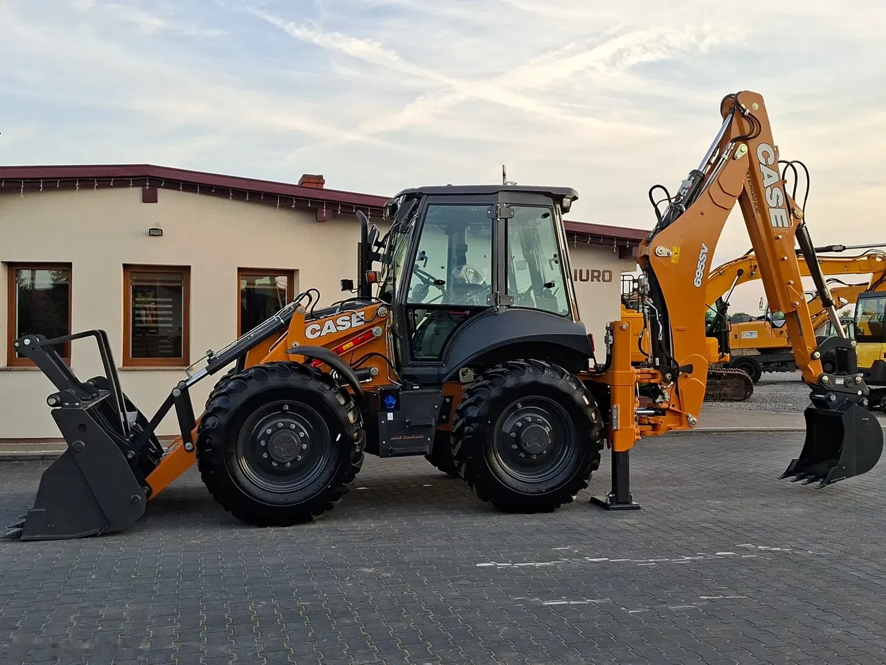 2026 Case 695SV, 5 mth, Import Auf Lager in der EU — Foto 4 z 15