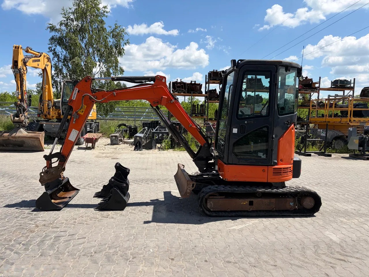 2017 Hitachi ZX, 2.945 mth, Import Auf Lager in der EU — Foto 1 | AMECAR 2017 Hitachi ZX, 2.945 mth, Import Auf Lager in der EU — Foto 1