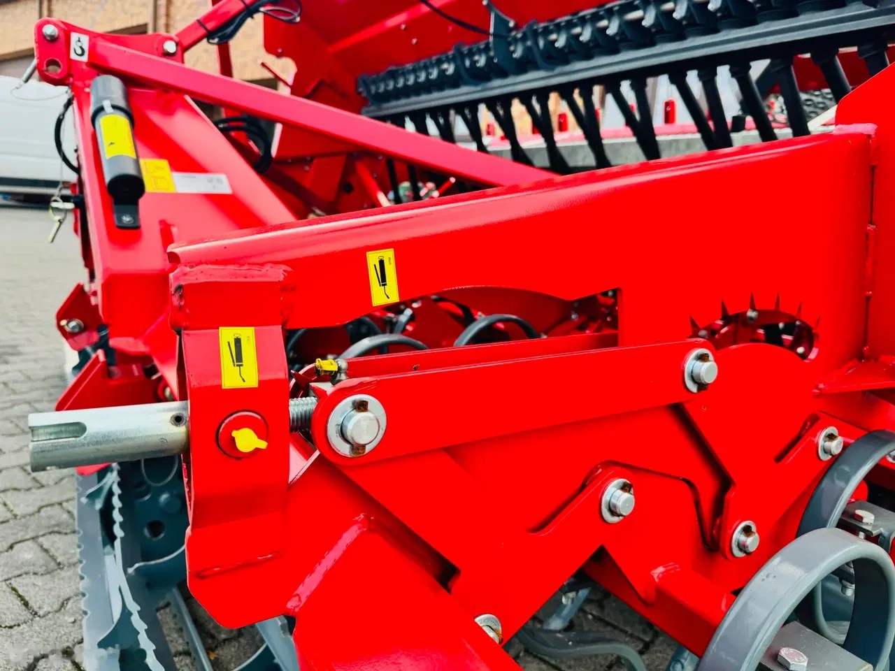 2024 Unia SADA, Import Auf Lager in der EU — Foto 14 z 20
