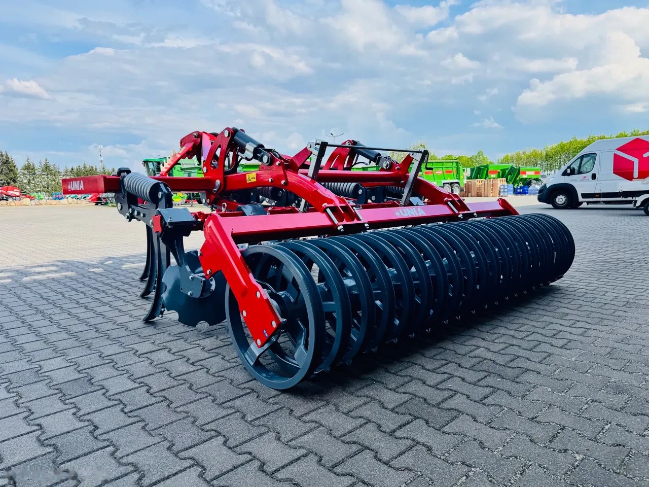 2025 Unia CROSS, Import Auf Lager in der EU — Foto 6 z 24