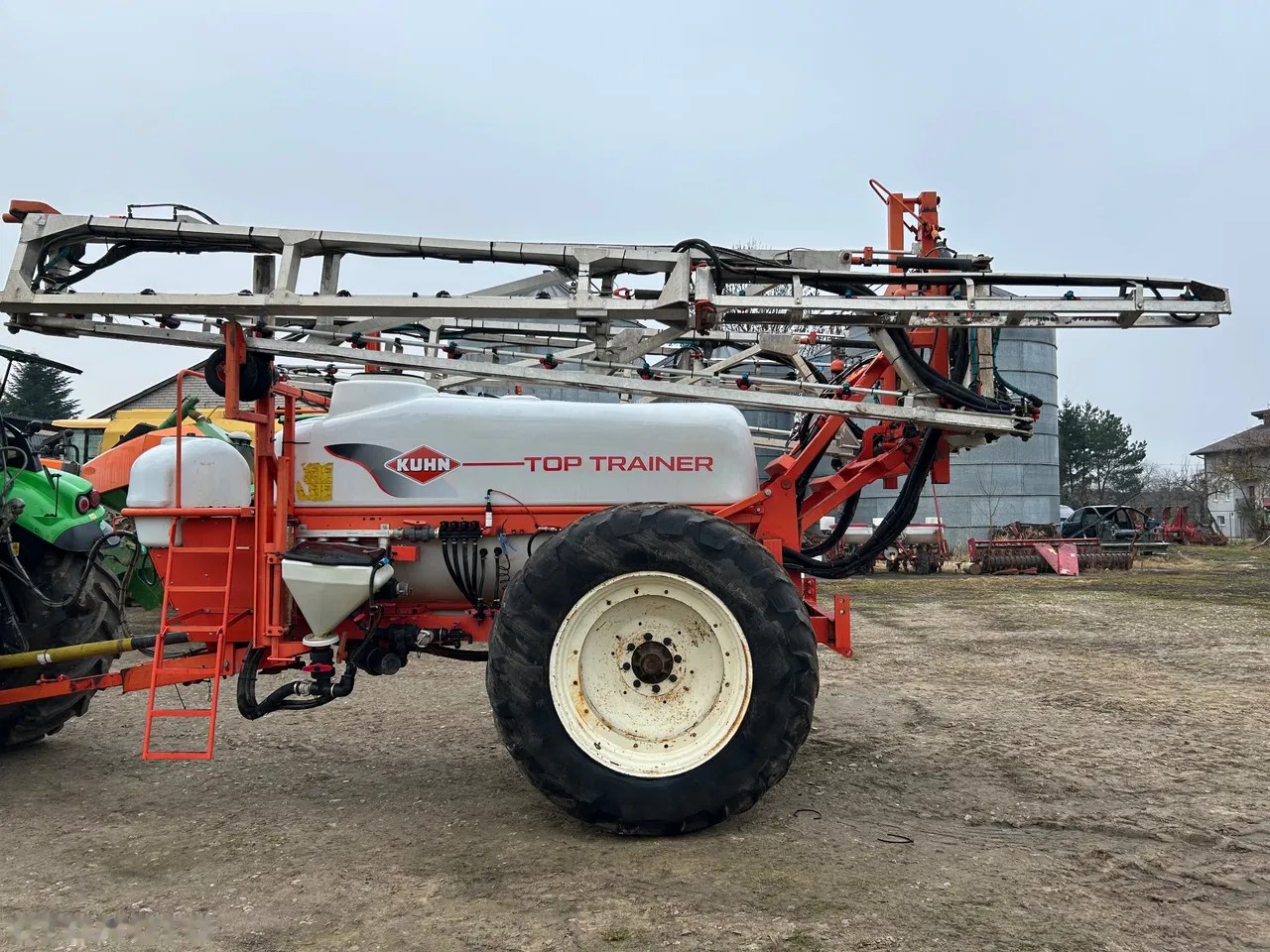 2002 Kuhn Top Trainer, Import Auf Lager in der EU — Foto 1