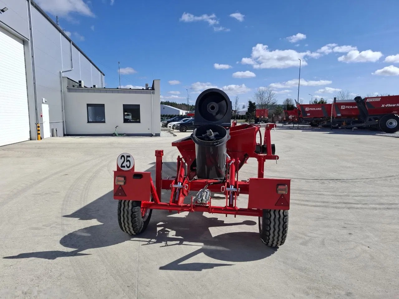 2026 Perard KOŠ, Import Auf Lager in der EU — Foto 14 z 19