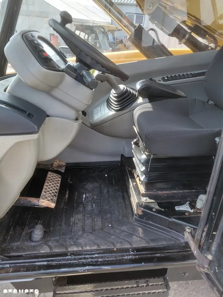 2008 Caterpillar TH220B, 6.540 mth, Import Auf Lager in der EU — Foto 8 z 13