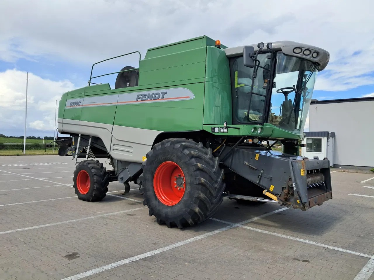 2011 Fendt 6300C, 5.194 mth, Import Auf Lager in der EU — Foto 7 z 12