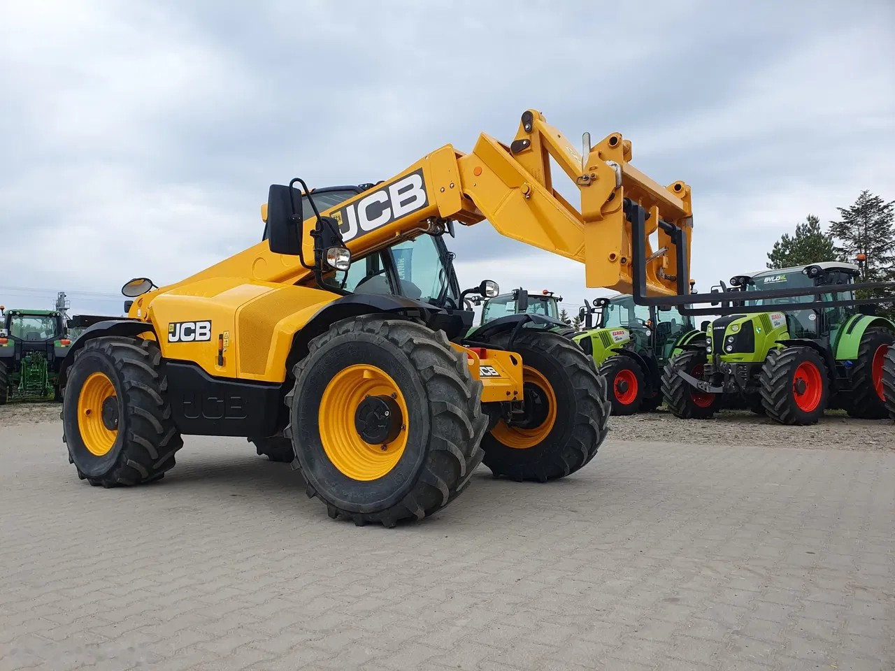 2021 JCB 531 - 70, 545 mth, Import Auf Lager in der EU — Foto 1 | AMECAR 2021 JCB 531 - 70, 545 mth, Import Auf Lager in der EU — Foto 1