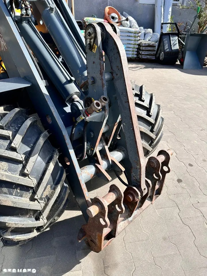 2008 Giant V451T, 4.866 mth, Import Auf Lager in der EU — Foto 8 z 22