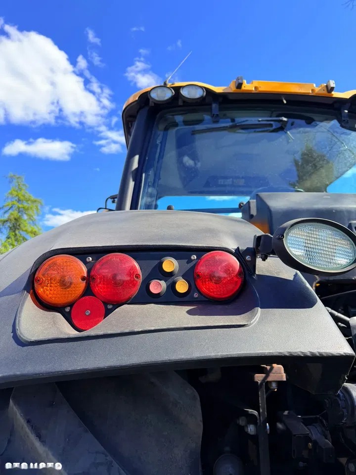 2015 JCB Fastrac 8310, 5.827 mth, Import Auf Lager in der EU — Foto 9 z 24
