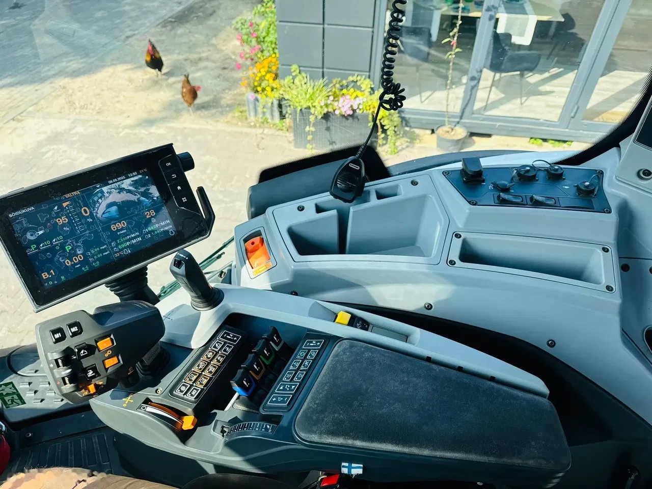 2018 Valtra T254 Versu, 8.300 mth, Import Auf Lager in der EU — Foto 14 z 15