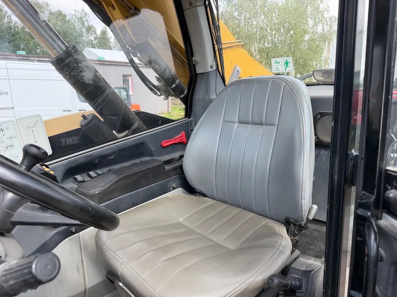 2016 Caterpillar TH337C, 7.400 mth, Import Auf Lager in der EU — Foto 6 z 12