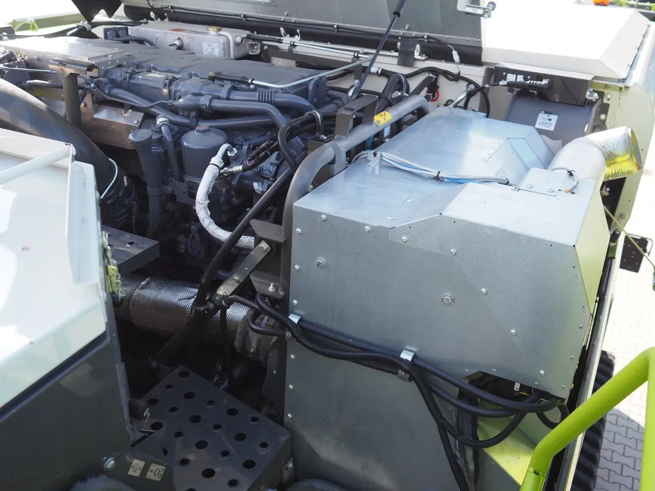 2024 Claas LEXION, 974 mth, Import Auf Lager in der EU — Foto 9 z 12