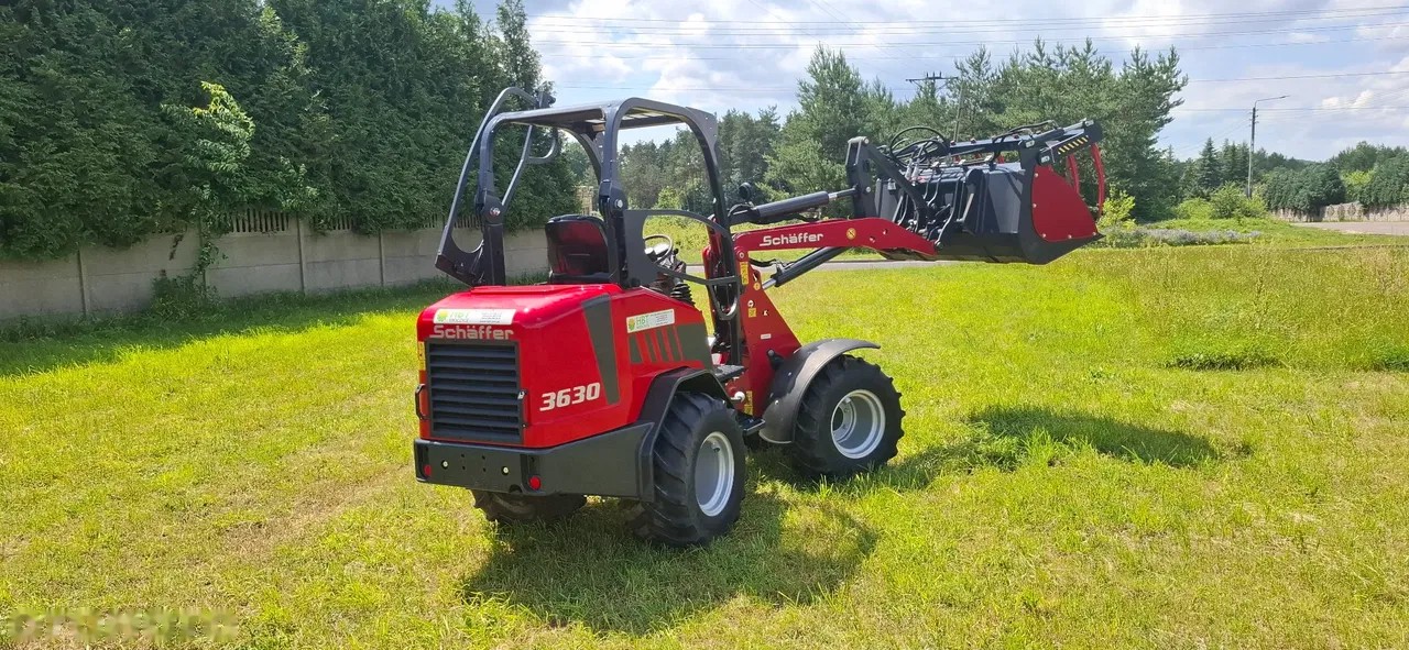 2022 Schaffer 3630, Import Auf Lager in der EU — Foto 2 z 12