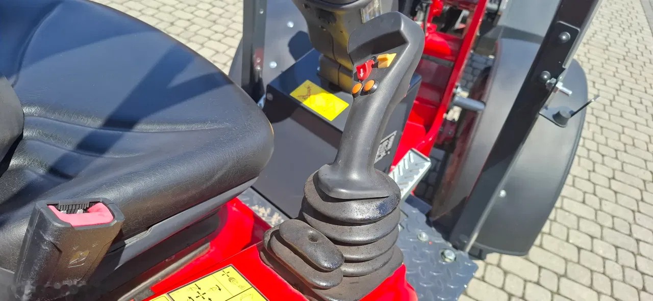 2022 Schaffer 3630, Import Auf Lager in der EU — Foto 7 z 12